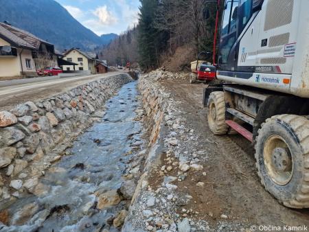 Sanacijska obnova vodotokov in hudournikov po poplavah na Krivčevem (6)